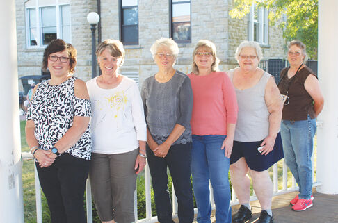 Chariton Valley Piecemakers Quilt Guild receives Best Kept Secret Award